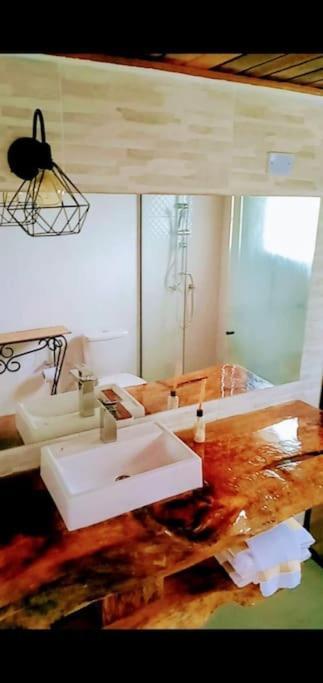 Chale Com Vidros E Hidromassagem Villa São Bento do Sapucaí Exterior photo